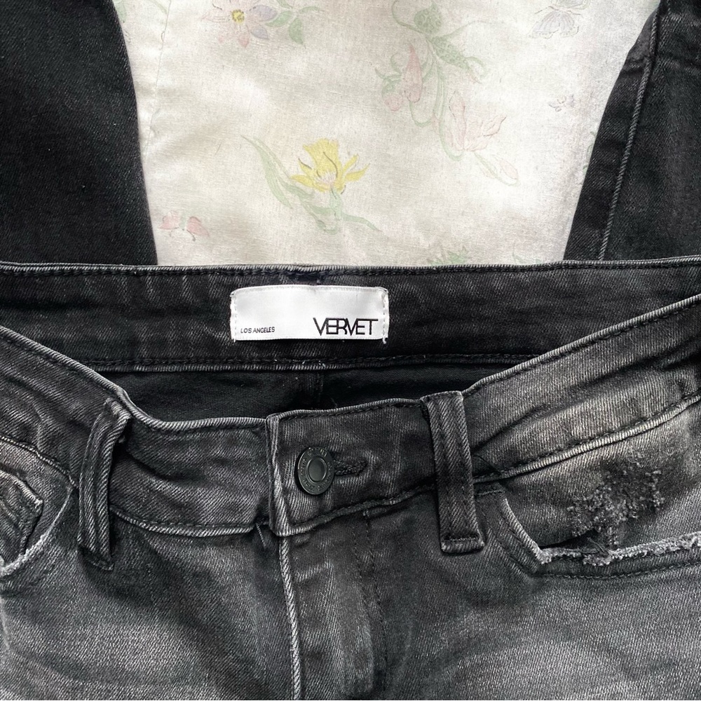 Vervet Los Angeles Black Distressed Raw Hem Skinny Jeans - Picture 6 of 17